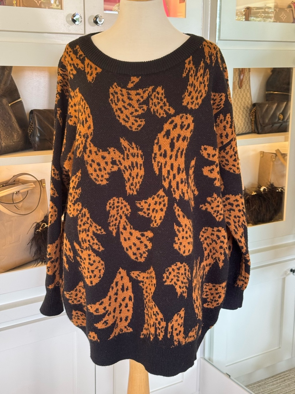FARM Rio Black & Camel Abstract Animal-Print Crewneck Sweater